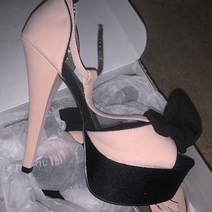 Never worn Heels with Bow